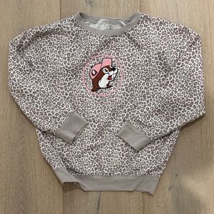 Buc-ee’s Youth Leopard Print Pajamas Shirt with Cartoon Patch